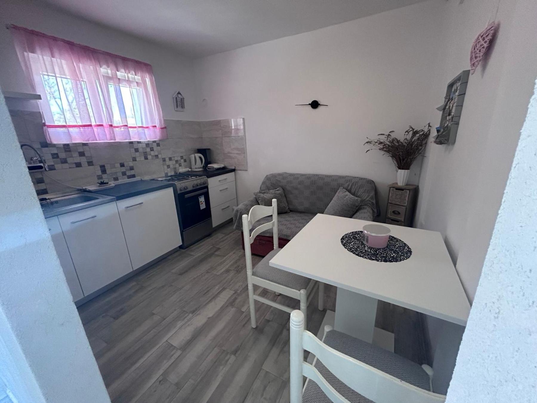 Apartment Jonas روفينج المظهر الخارجي الصورة