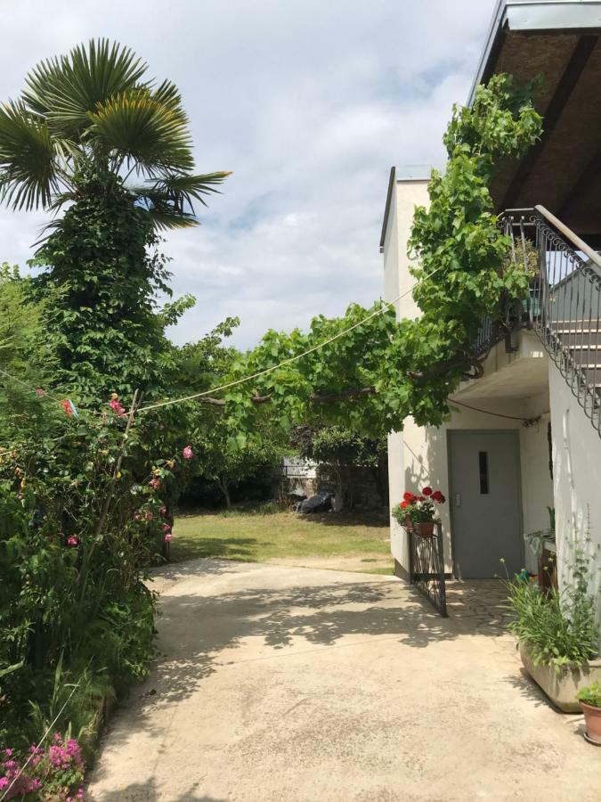 Apartment Jonas روفينج المظهر الخارجي الصورة